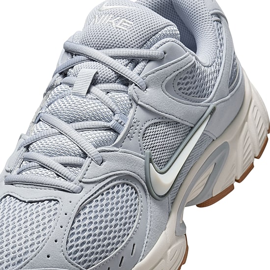 Nike V5 RNR Suede Mens Sneakers