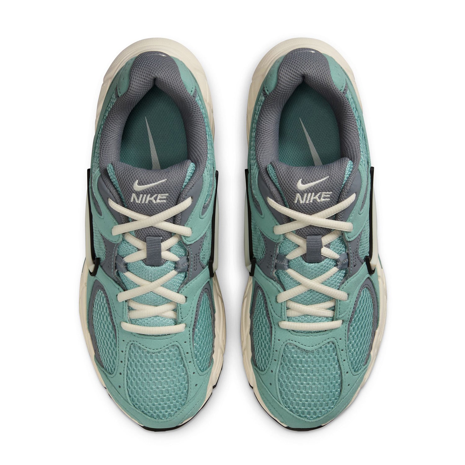 Nike V5 RNR Suede Womens Sneakers