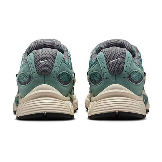 Nike V5 RNR Suede Womens Sneakers
