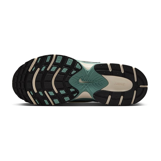 Nike V5 RNR Suede Womens Sneakers
