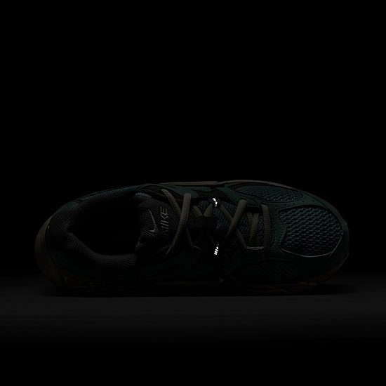 Nike V5 RNR Suede Womens Sneakers