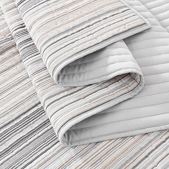 Oceanfront Resort Oceanfront Resort Navarre Yarn Dye Stripe Quilt Set Quilt Set