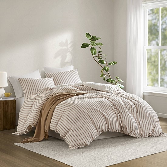 Madison Park Cora  Rayon Cotton Blend 3-pc. Easy Care Duvet Cover Set