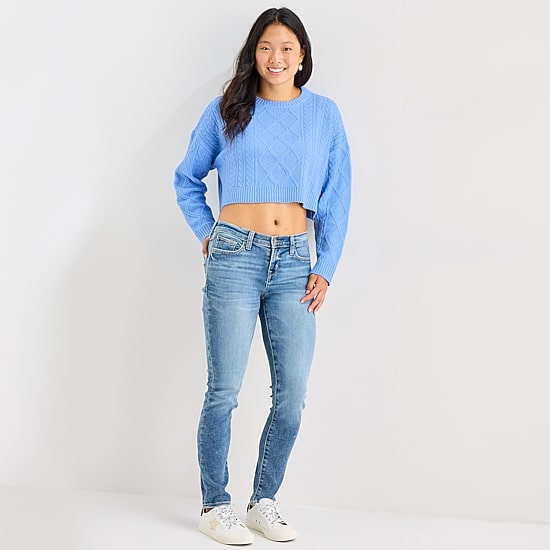 Arizona Juniors Womens Crew Neck Long Sleeve Pullover Sweater