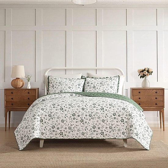 Laura Ashley Miranda Easy Care Quilt Set