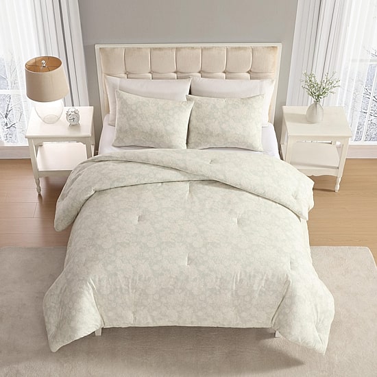 Laura Ashley Meredith Midweight Easy Care Comforter Set