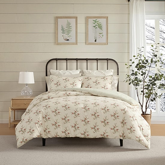 Laura Ashley Jessika Midweight Easy Care Comforter Set