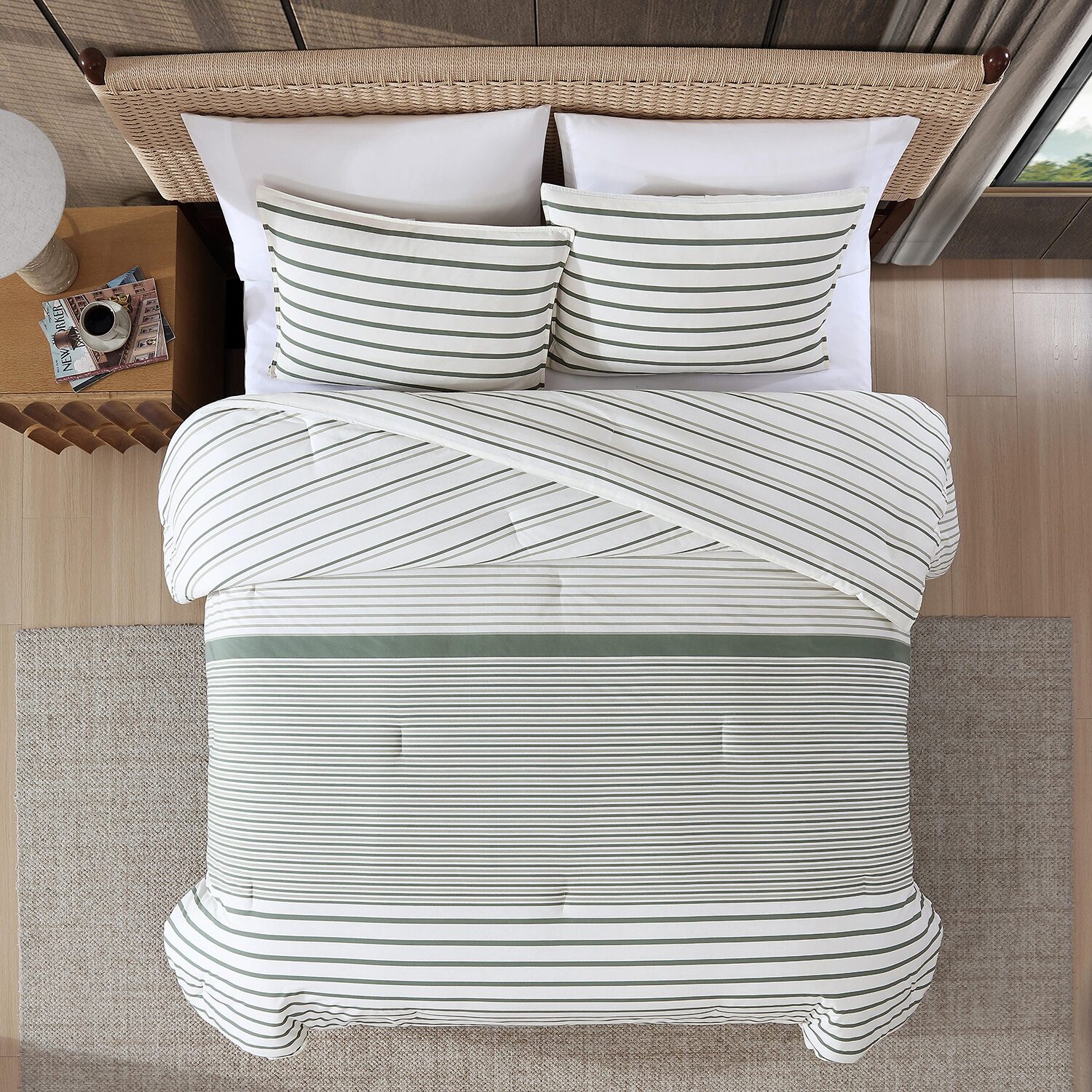 Eddie Bauer Cooper Stripe Midweight Easy Care Comforter Set