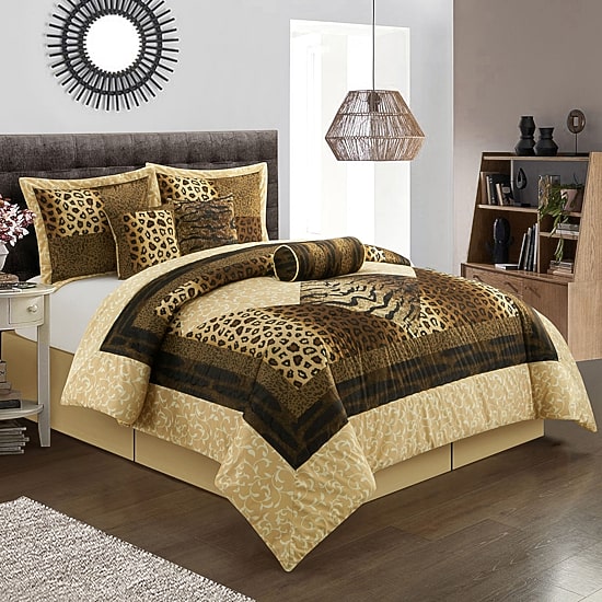 Stratford Park Saffa 7-pc. Complete Bedding Set