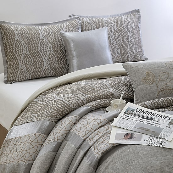 Stratford Park Ainsley 6-pc. Midweight Comforter Set