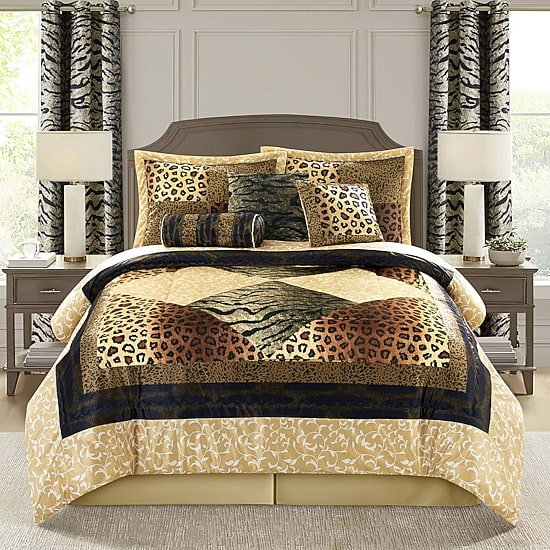 Stratford Park Saffa 9-pc. Lightweight Comforter Set
