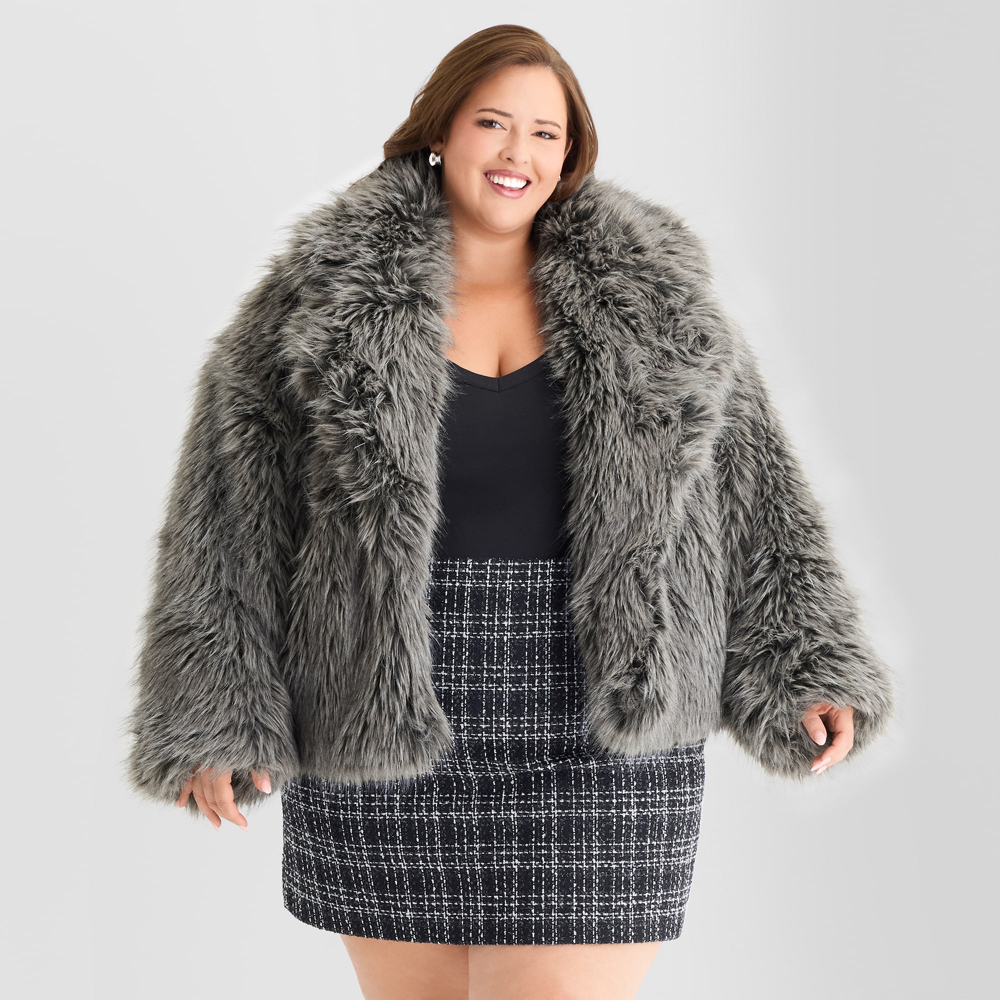 Ashley Graham Womens Plus Faux Fur Midweight Cropped Coat