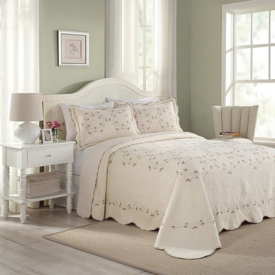 Modern Heirloom Felisa Bedspread