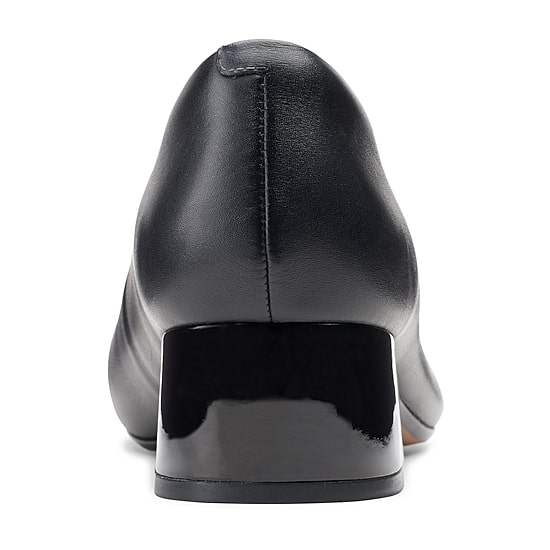 Clarks Marilyn Sara Womens Cap Closed Toe Flat Heel Pumps
