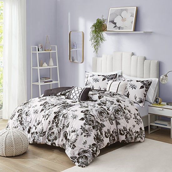 Intelligent Design Renee Floral Comforter Set with decorative pillows