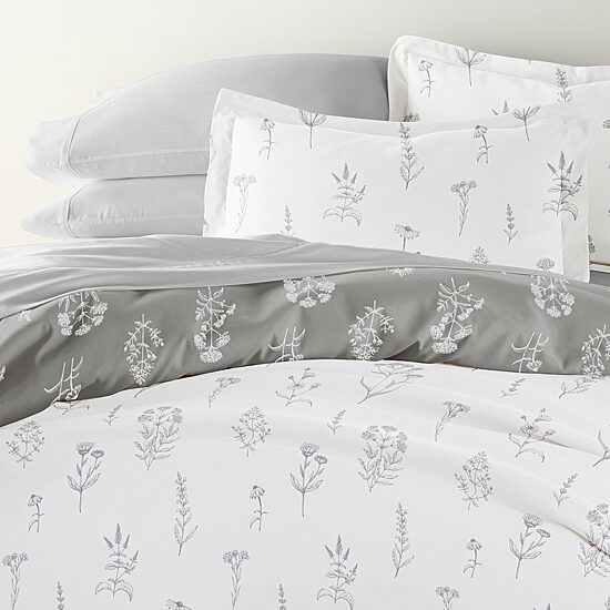 Casual Comfort Patterned Down Alternative Complete Bedding Set with Sheets