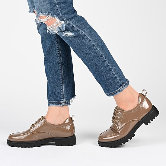 Journee Collection Zina-Wd Womens Moc Closed Toe Oxford Shoes Wide Width