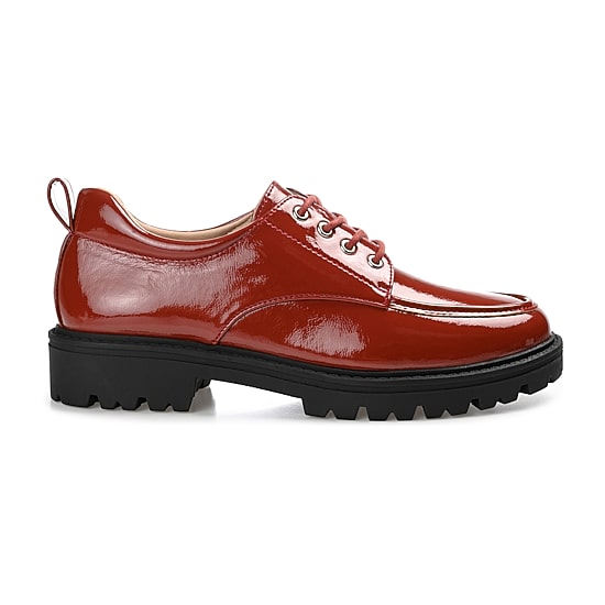Journee Collection Zina-Wd Womens Moc Closed Toe Oxford Shoes Wide Width
