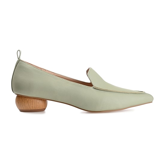 Journee Collection Maggs Womens Pointed Closed Toe Loafers