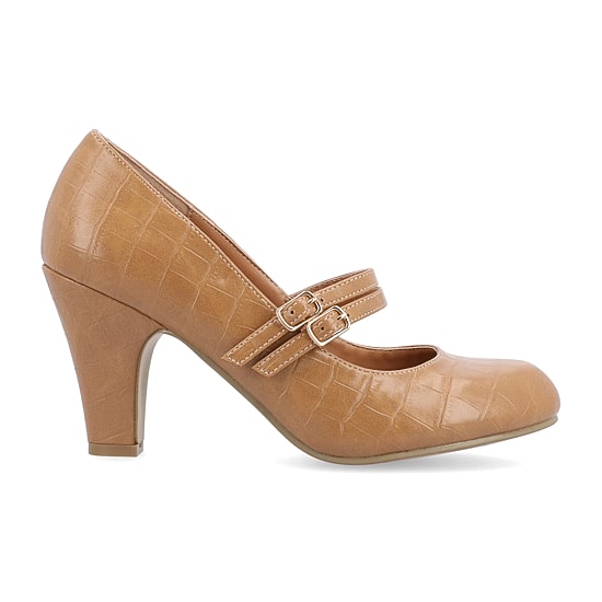 Journee Collection Windy Womens Round Closed Toe Cone Heel Pumps