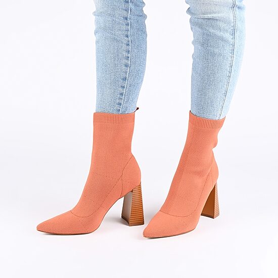 Journee Collection Womens Noralinn Stacked Heel Booties