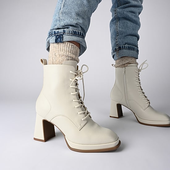 Journee Collection Womens Kalindi Block Heel Booties