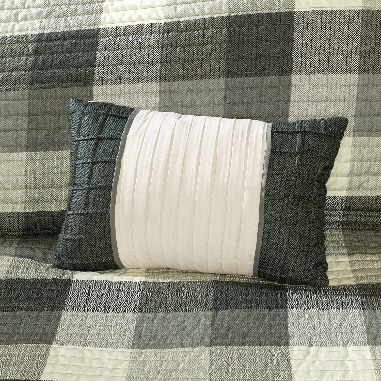 Madison Park Pioneer 6-Pc Printed Herringbone Quilt Set With Throw Pillows