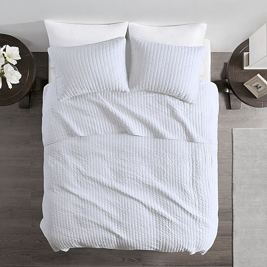 Madison Park Jaxson 3-Pc Quilt Set with Breathable Cotton-rich Blend Filling