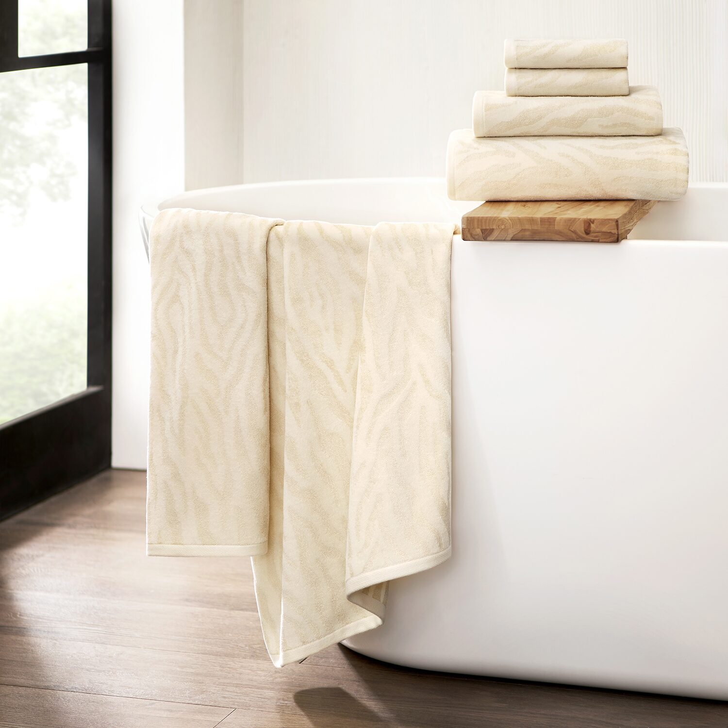 Fieldcrest Oversized Zebra Textured Bath Towel