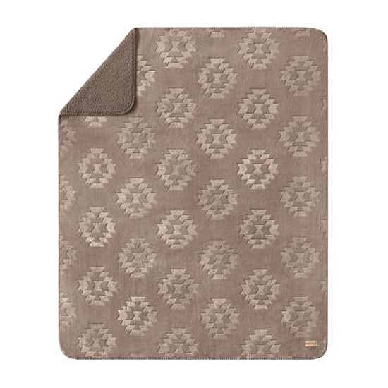 Bearpaw Danivale Washable Throw