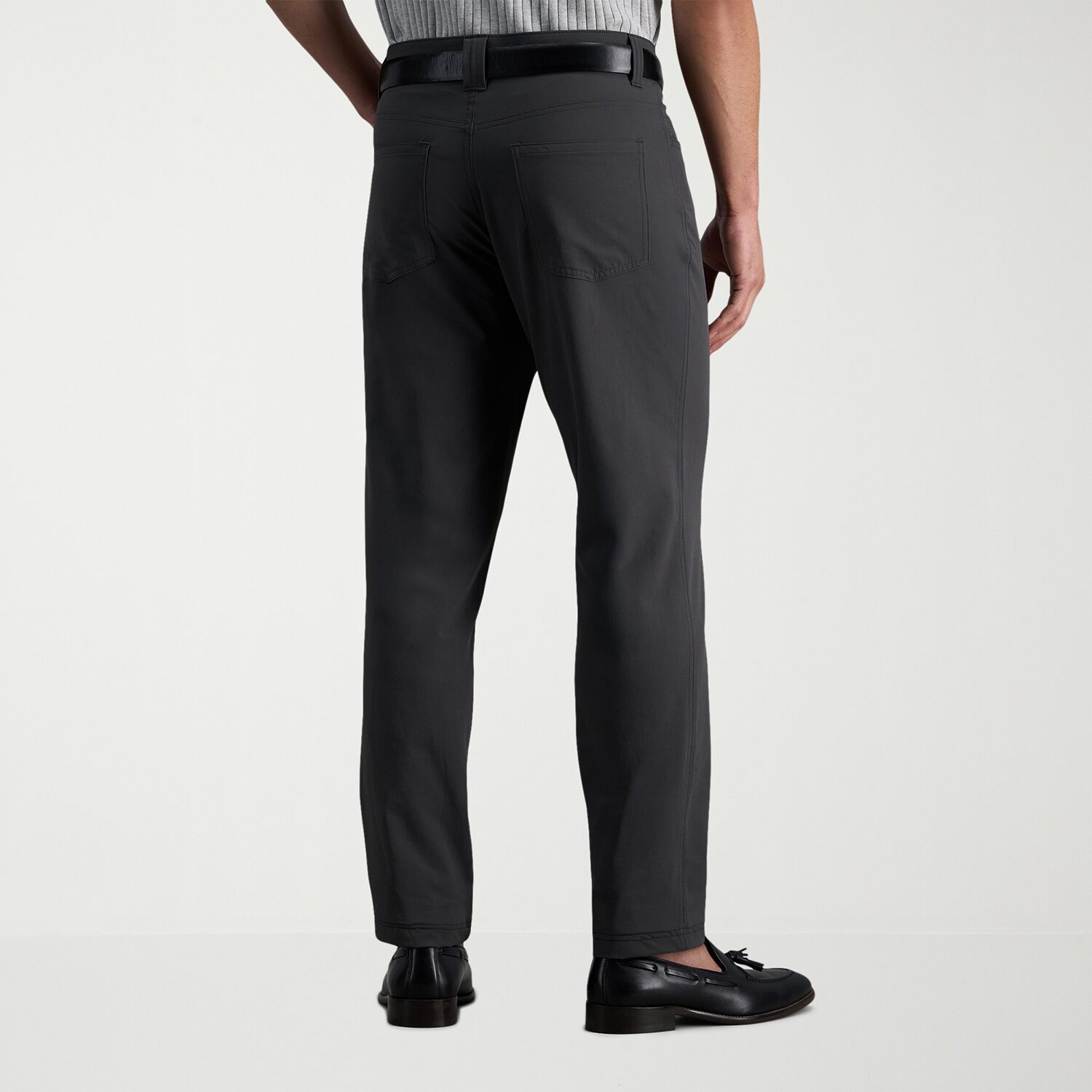 Haggar Sport Performance Nylon 5-Pocket Mens Straight Fit Flat Front Pant