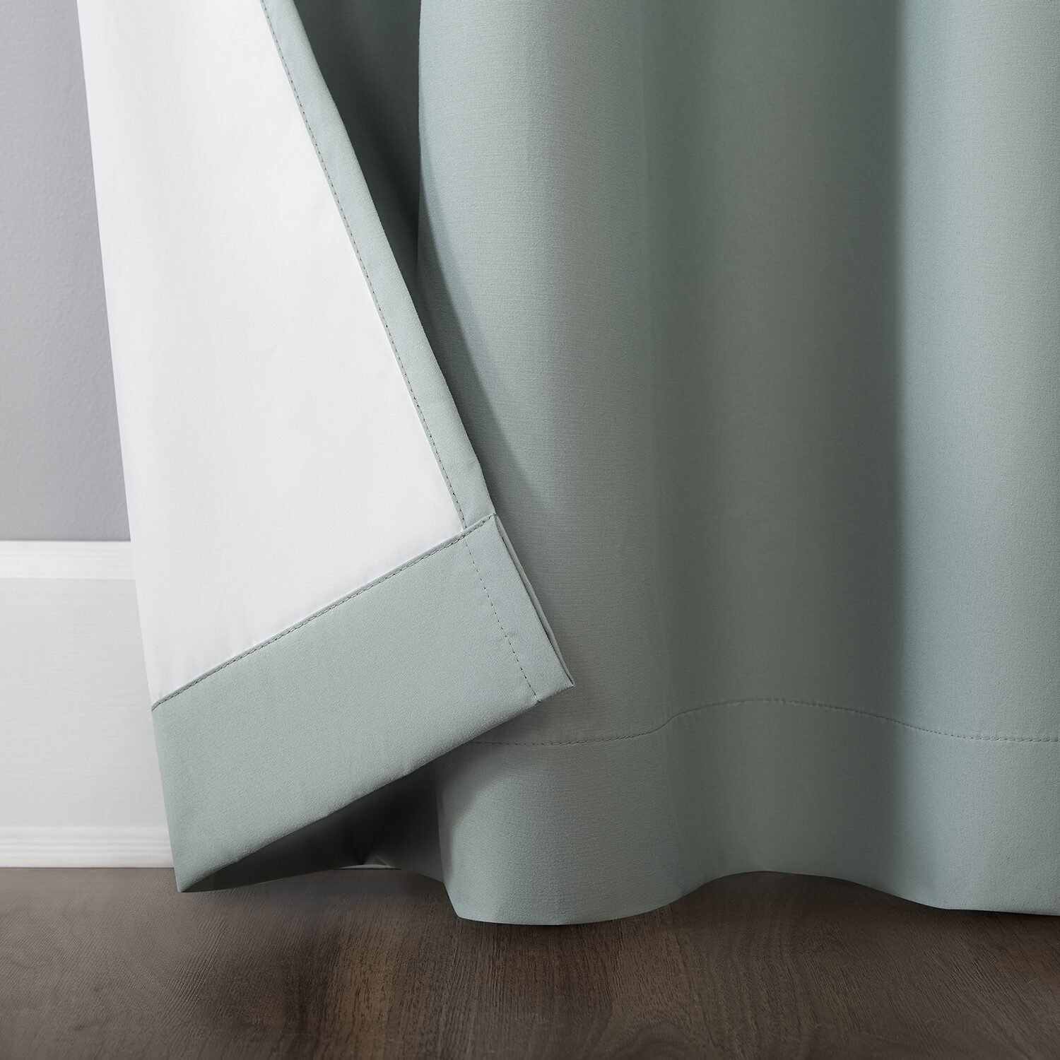Sun Zero Cyrus Thermal Rod Pocket Back Tab Energy Saving 100% Blackout Single Curtain Panel