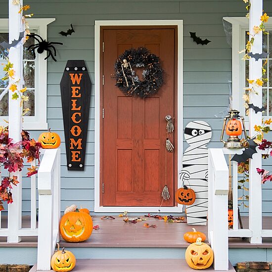 Glitzhome Halloween Wood Mummy And Welcome Coffin Porch Sign
