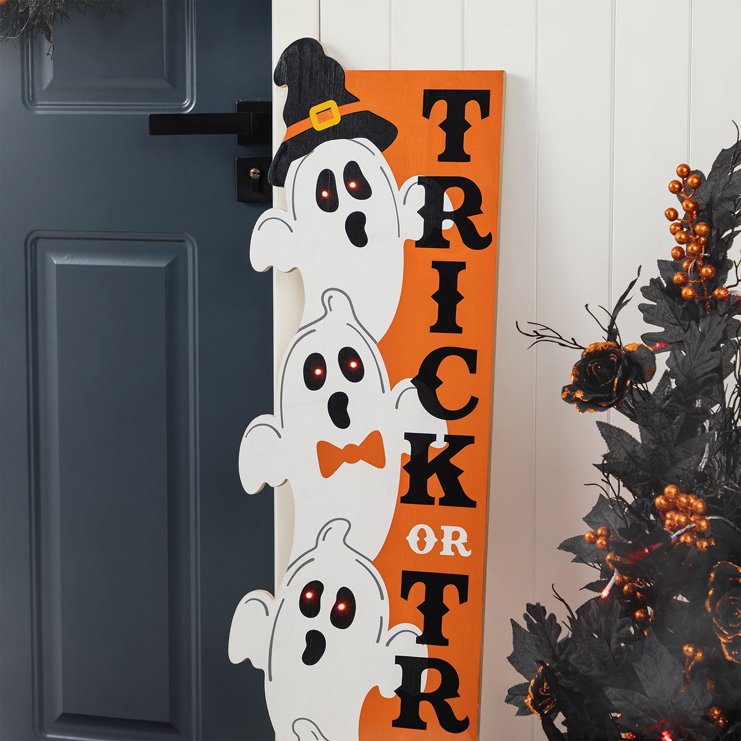 Glitzhome 42"H Lighted Halloween Wood Stacked Ghost Halloween Porch Sign