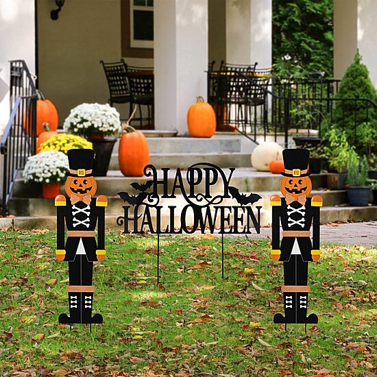 Glitzhome 32"H Halloween Metal Nutcracker And Happy Halloween Halloween Yard Art