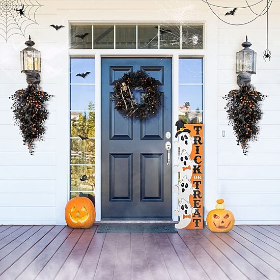 Glitzhome 24"D Halloween Black Rose, Skeleton And Berry Wreath Wall Sign