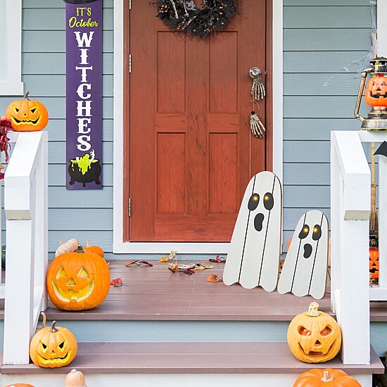 Glitzhome 24"H Halloween Lighted Wooden White Ghost Porch Sign