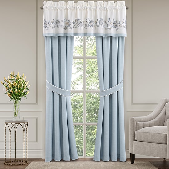 Queen Street Gardenia Bliss Rod Pocket Room Darkening Set of 2 Curtain Panel