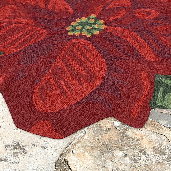 Liora Manne Frontporch Poinsettia Indoor/Outdoor Wedge Accent Rug