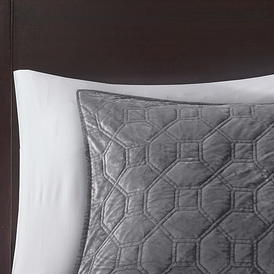 Madison Park Emery 3-Pc Velvet Quilt Set
