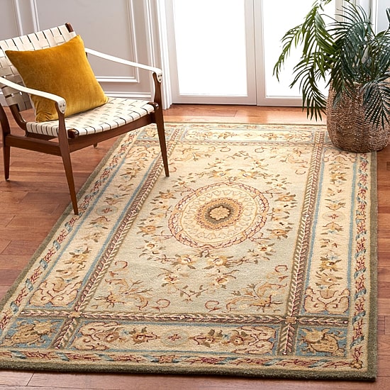 Safavieh Courtney Floral Hand Tufted Wool Indoor Rectangular Accent Rug