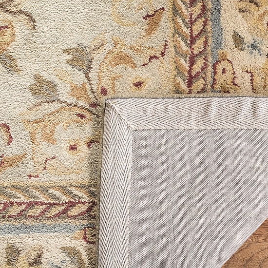 Safavieh Courtney Floral Hand Tufted Wool Indoor Rectangular Accent Rug