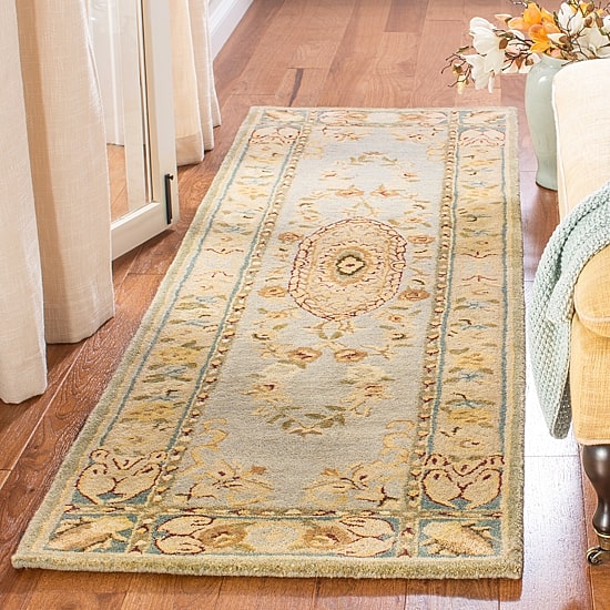 Safavieh Courtney Floral Hand Tufted Wool Indoor Rectangular Runner