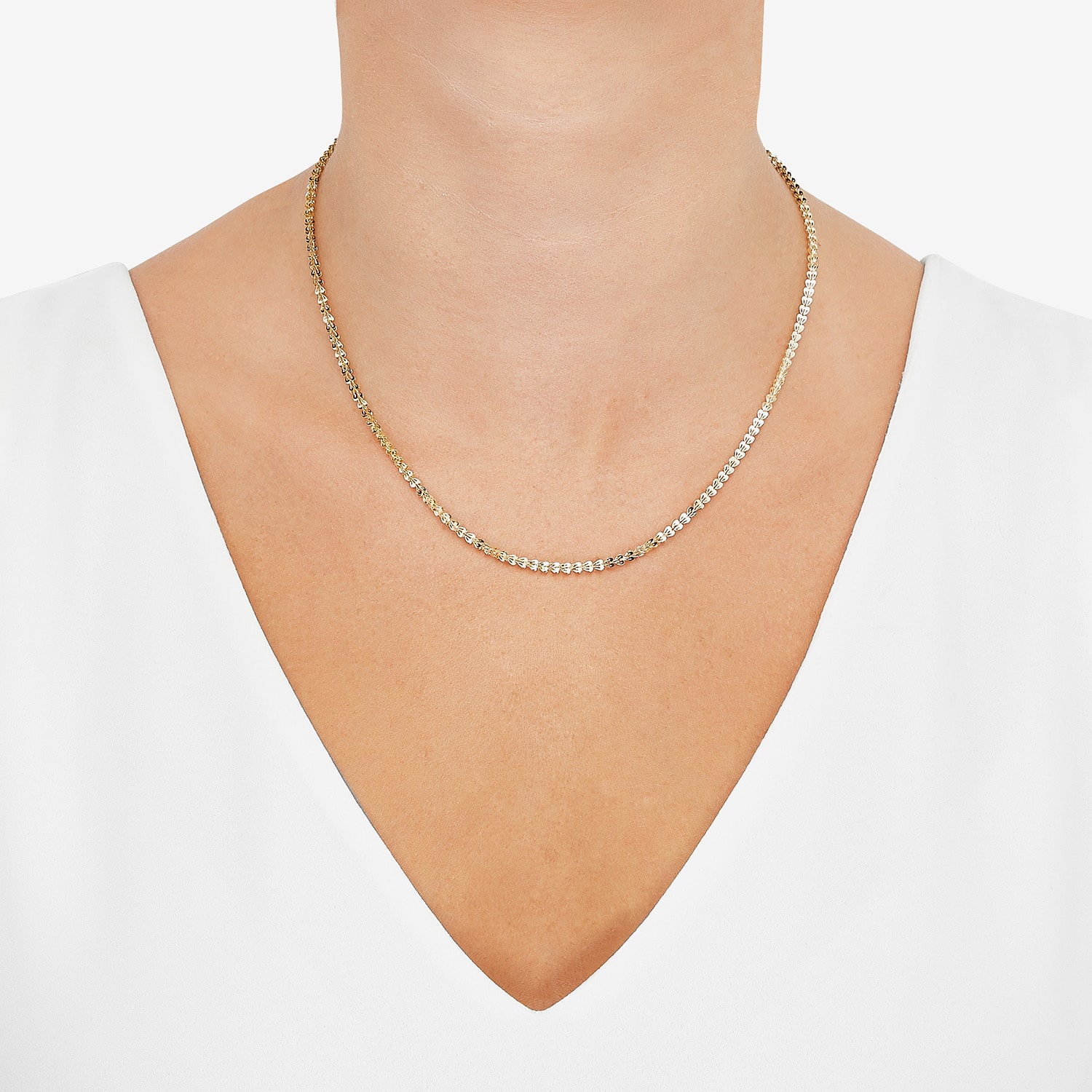 Womens 14K Gold 18 Inch Link Necklace