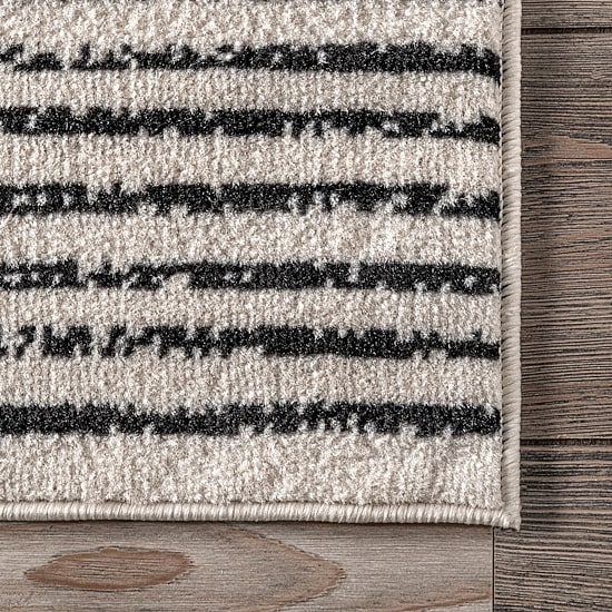 Nuloom Romina Stripes Diamond Indoor Rectangular Accent Rug