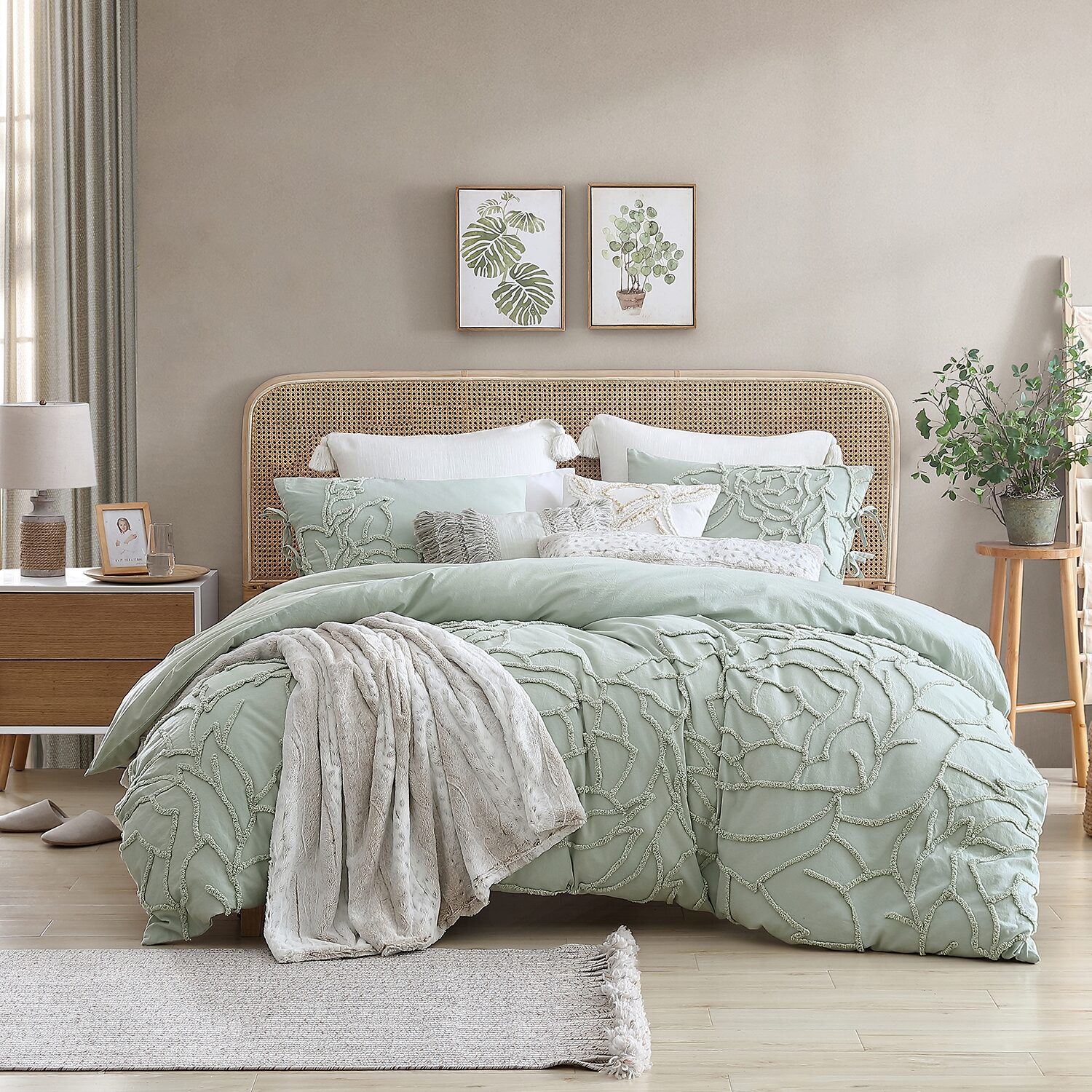Peri Home Chenille Rose 3-pc. Midweight Comforter Set