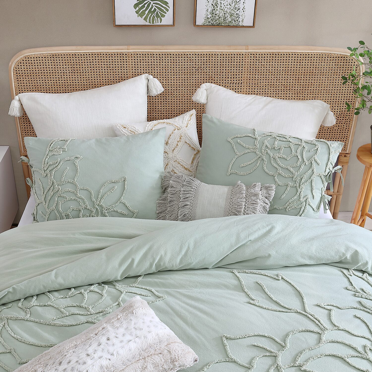 Peri Home Chenille Rose 3-pc. Midweight Comforter Set
