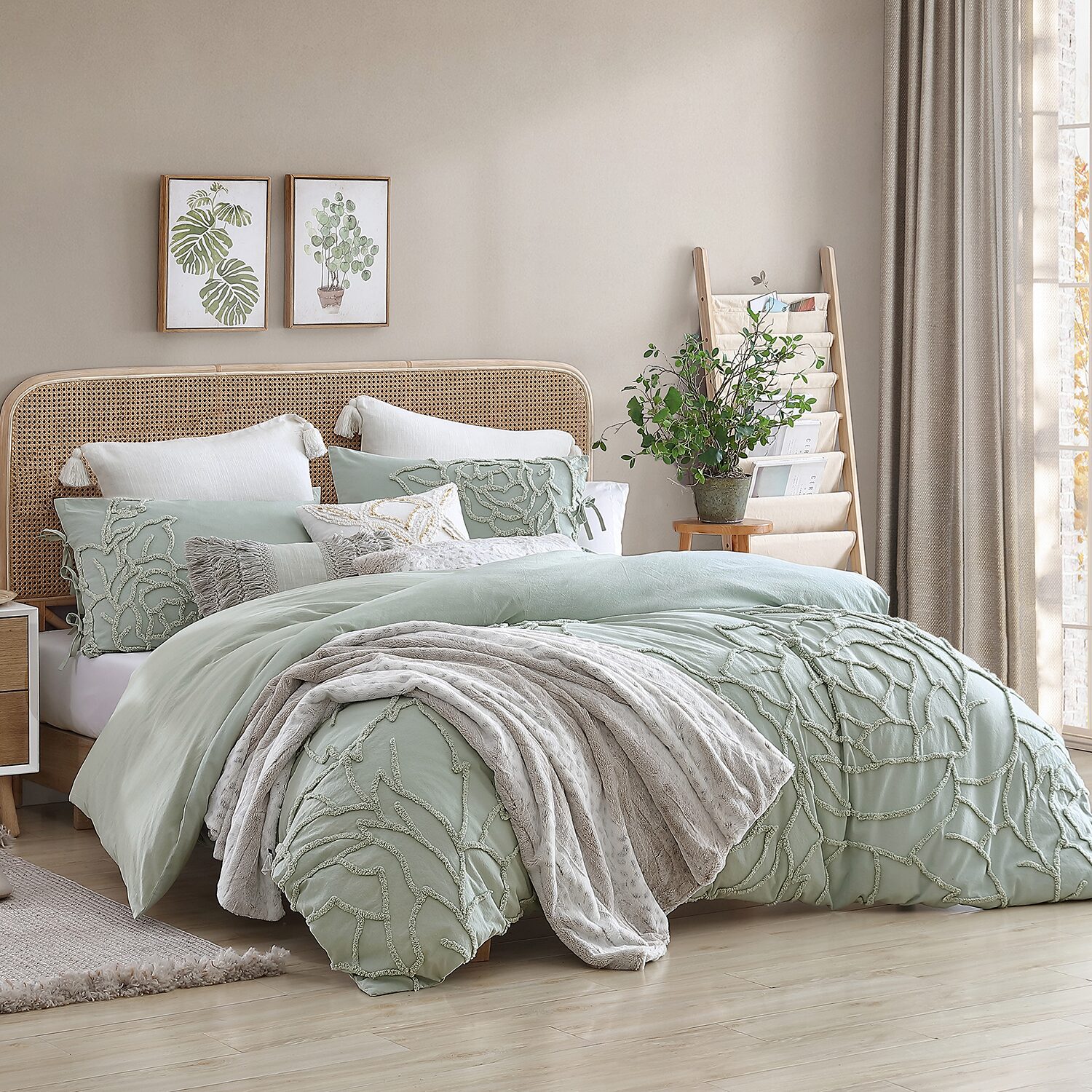 Peri Home Chenille Rose 3-pc. Midweight Comforter Set