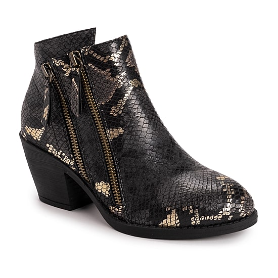 Muk Luks Womens Yellowstone Yardley Block Heel Booties