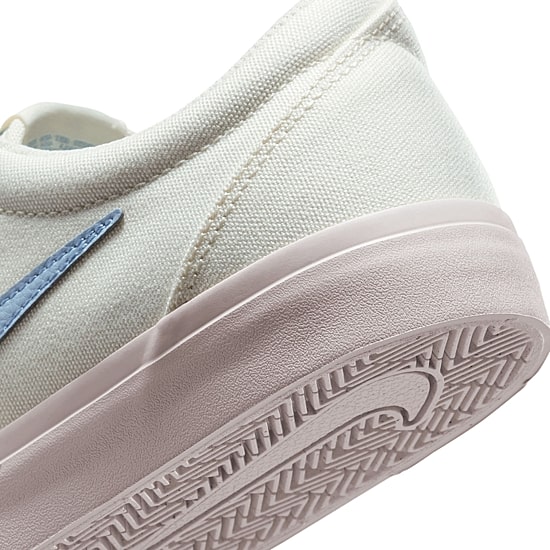 Nike Charge Canvas Womens Sneakers